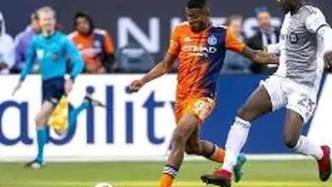 日本知名偶像安本彩花被诊断出患有恶性淋巴瘤，演艺事业暂时搁置